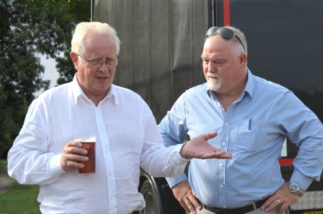 Cricket-Beer-Glass-FLT