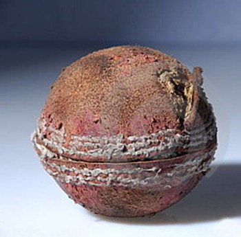 old-cricket-ball-5551542